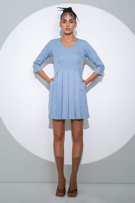 Pocketful Of Cherrie Blue Crepe Plain V Neck Three Quarter Sleeve Box Pleated Dress 