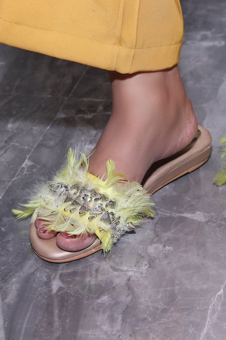 Foot Fuel Chizla Feather Embroidered Flats 