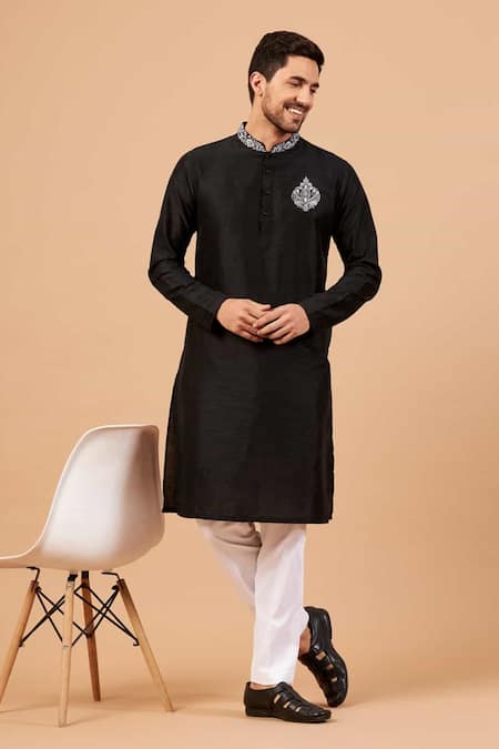 Kurta for Men: Buy Designer Men's Kurta Collection Online | Utsav Fashion