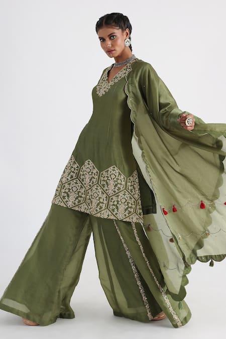 Smriti By Anju Agarwal Green Chanderi, Satin, Taffeta, Organza Tassels, Floral Jaal Kurta Sharara Set Online at Aza Fashions Smriti By Anju Agarwal_Green Chanderi, Satin, Taffeta, Organza Tassels, Floral Jaal Kurta Sharara Set _Online_at_Aza_Fashions