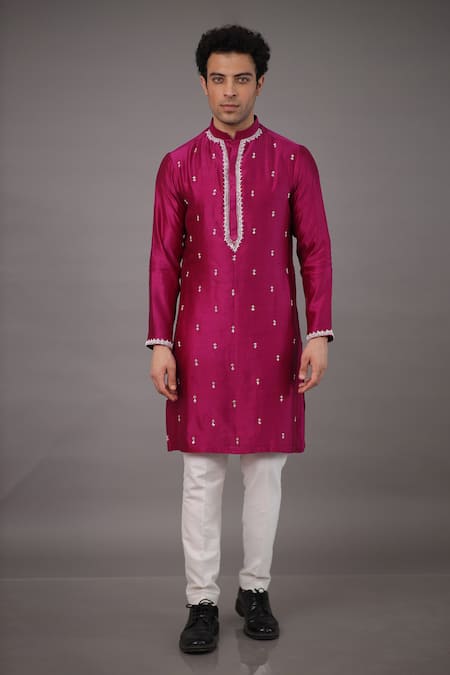 Para Pearl Embroidered Kurta & Pant Set 