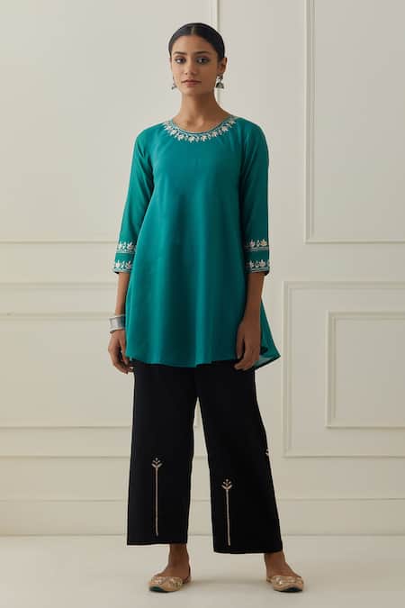 Kamaltaas Green Kurta Chanderi Silk, Lining Mulmul, Pant Cotton Flax And Flared Set