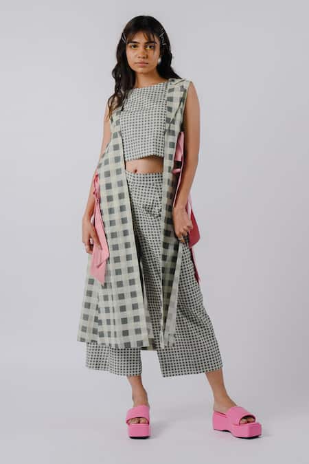 Tussah By Siddhi Shah Black Cotton Bows Round Neck Chequered Pattern Jacket 
