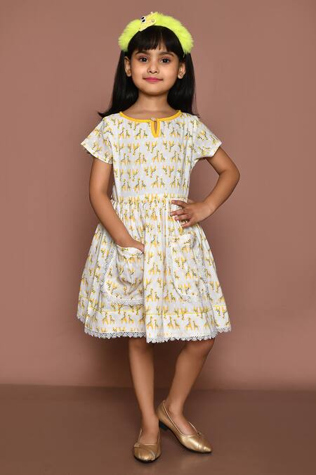 Buy online Girls Notch Neck Sleeveless Frock from girls for Women by Being  Naughty for ₹669 at 59% off | 2024 Limeroad.com