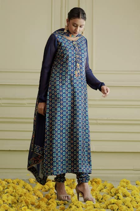 AFFROZ Printed Straight Kurta Set 