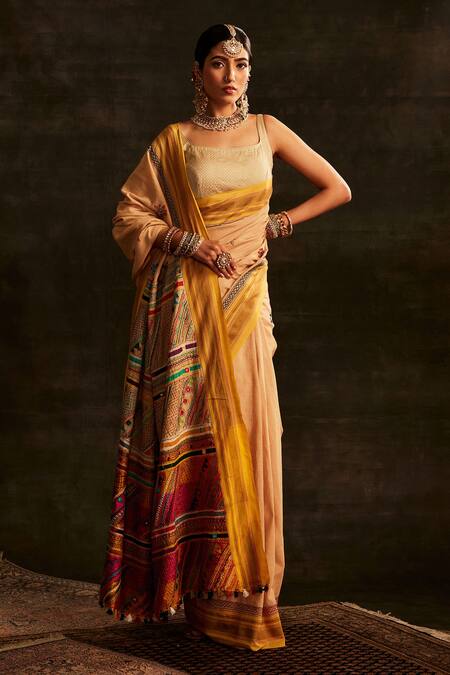 Sarees – Page 3 – WEAR COURAGE