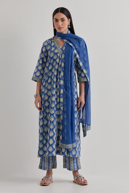 Priya Chaudhary Blue Cotton Printed Floral Blunt V Floret Gathered Kurta Pant Set