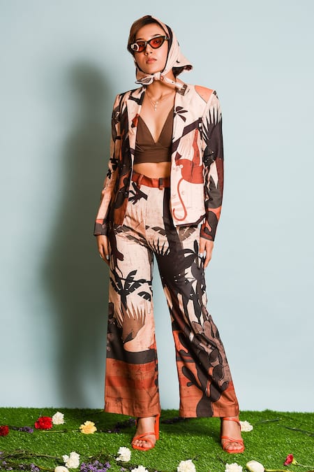 The Dramebaaz Co Double Breasted Printed Blazer Pant Set 