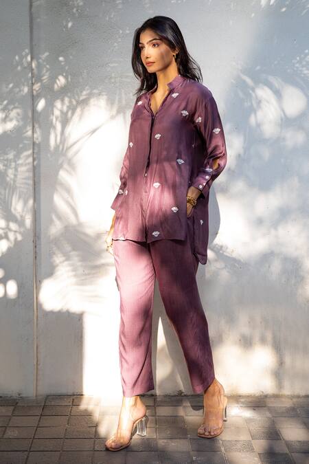 Buy Kapraaaha Purple Muslin Embroidered Floral Collared Neck Motif Shirt And Pant Set at Aza Fashions Buy_Kapraaaha_Purple Muslin Embroidered Floral Collared Neck Motif Shirt And Pant Set_at_Aza_Fashions