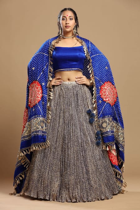 Etasha by Asha Jain Textured Flared Lehenga Set 