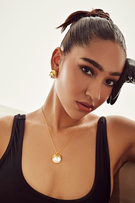 Anaash Gold Plated Dune Pearl Pendant 