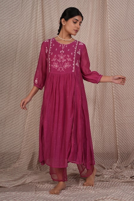 Pants and Pajamas Pink Chanderi Mull Embroidery Mukaish V Neck Magnet Berry Chikankari Kurta 