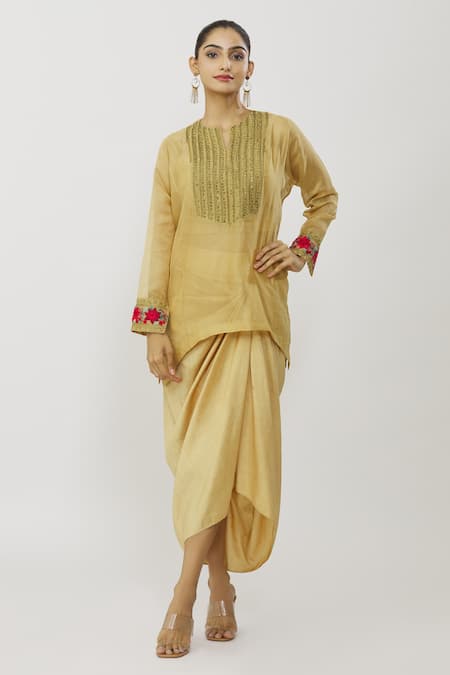 Neeta Bhargava Embroidered Yoke Kurta Draped Skirt Set 