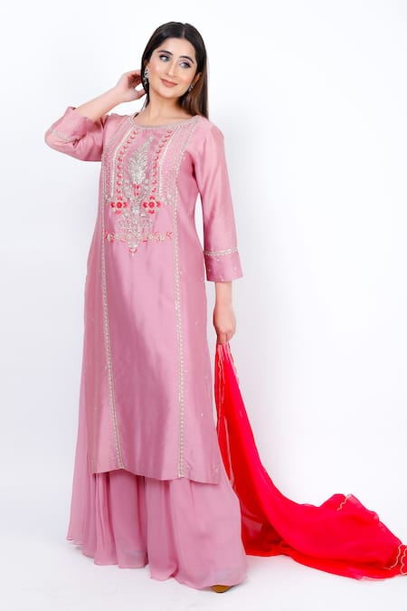 Geetika Jain Chanderi Straight Kurta Set 