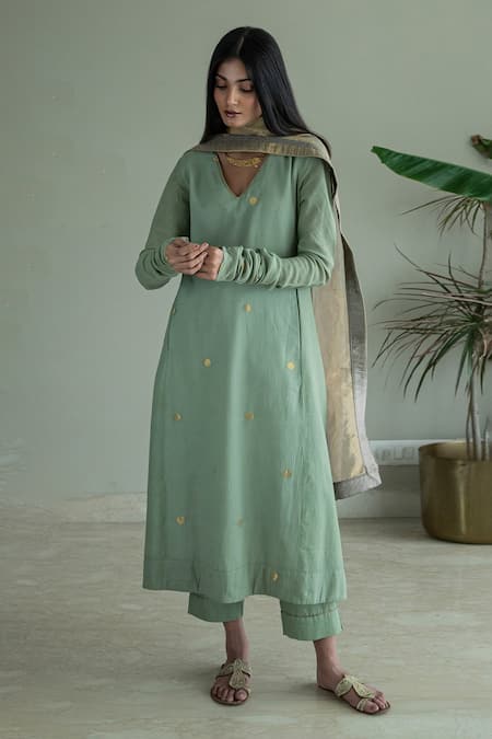 Shorshe Clothing Anu Placement Woven Kurta & Pant Set 