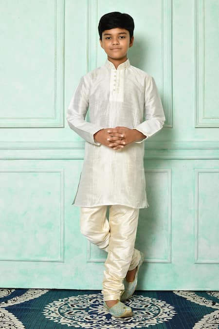 Arihant Rai Sinha Off White Dupion Art Silk Embroidered Placket Kurta 