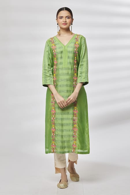 Kasturi Tikmani Chanderi Straight Kurta  