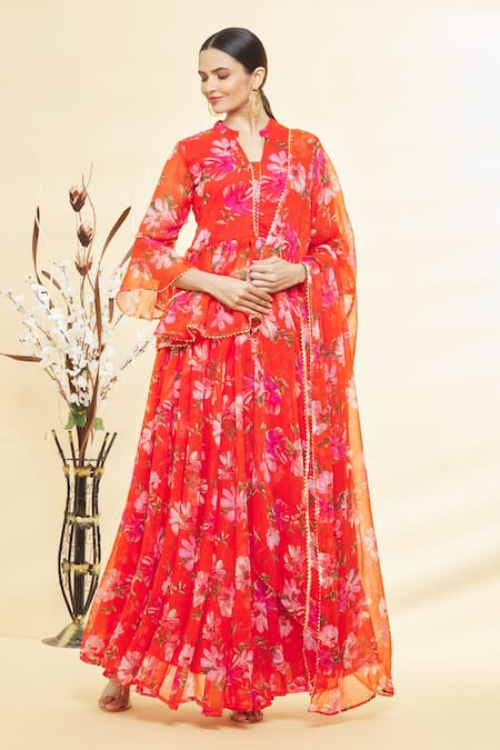 Rani Pink Wedding Wear Georgette Peplum Top With Lehenga at Rs 3249.00 |  शादी का लहंगा - Ahesas Fashion, Surat | ID: 27593752391
