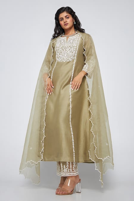 Asaga Brown Chanderi, Muslin, Organza Embroidery V-neck Caily Floral Kurta Set