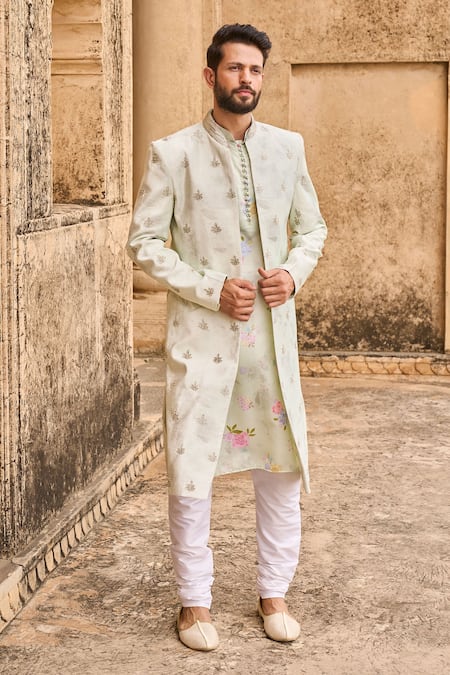 LASHKARAA Mandarin Collar Embroidered Sherwani Set 