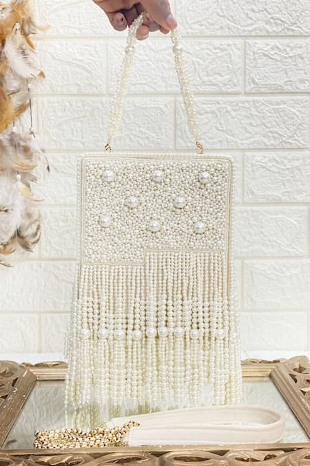 Macramé Bag with Arched Wooden Handle, Unlined Interior - Global Crafts  Wholesale