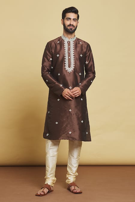 Arihant Rai Sinha Thread Embroidered Kurta Set 