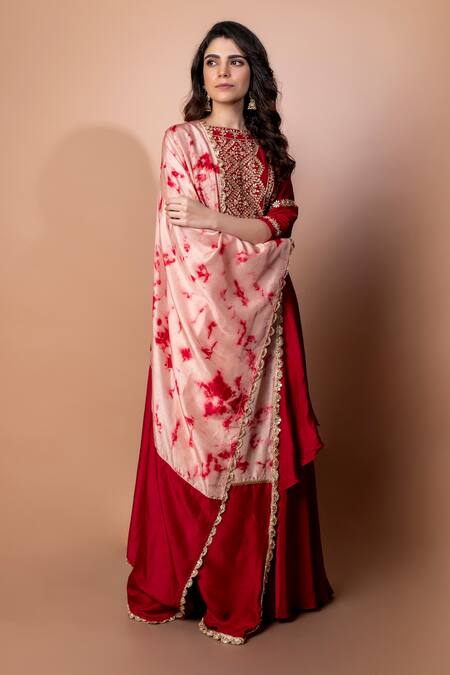 Kesar Studio Red Silk Gota Patti Round Neck Embroidered Double-layered Anarkali With Dupatta Online at Aza Fashions Kesar Studio_Red Silk Gota Patti Round Neck Embroidered Double-layered Anarkali With Dupatta_Online_at_Aza_Fashions