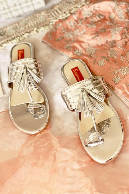 ESSEMM Tassy Metallic Kolhapuri Flats 