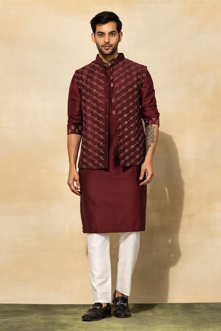 DiyaRajvvir Maroon Embroidered Bundi & Kurta Set 