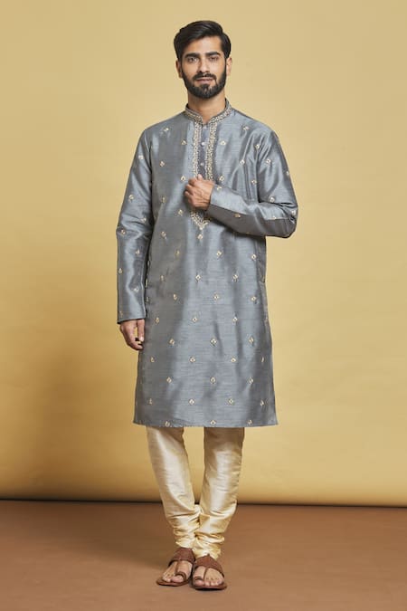 Arihant Rai Sinha Floral Thread Work Kurta Set 