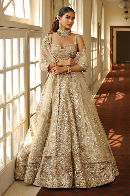 Miku Kumar_Ivory Silk, Net Sequins, Cut Work, Scattered Embellished Bridal Lehenga Set _Online_at_Aza_Fashions