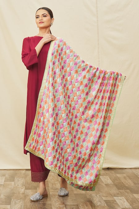 Samyukta Singhania Chanderi Geometric Floral Phulkari Work Dupatta 