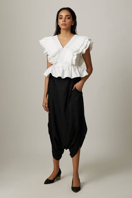 Escape By Aishwarya_White Cotton Satin Embroidery V-neck Pleated Drama Peplum Top _Online_at_Aza_Fashions