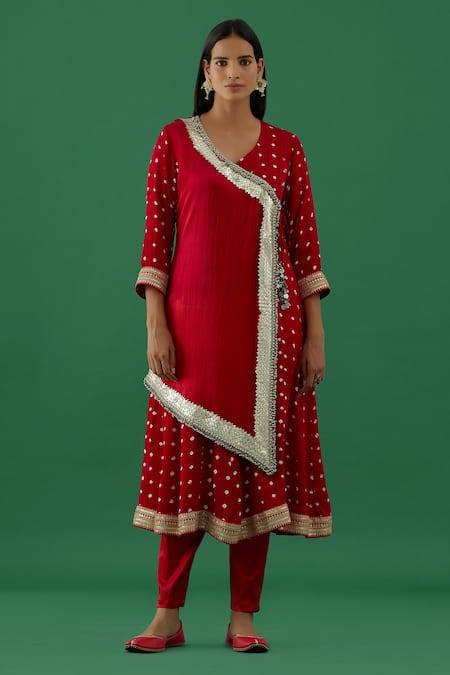 5elements Red Modal Satin Woven Bandhani V Neck Work Wrap Anarkali With Pant 