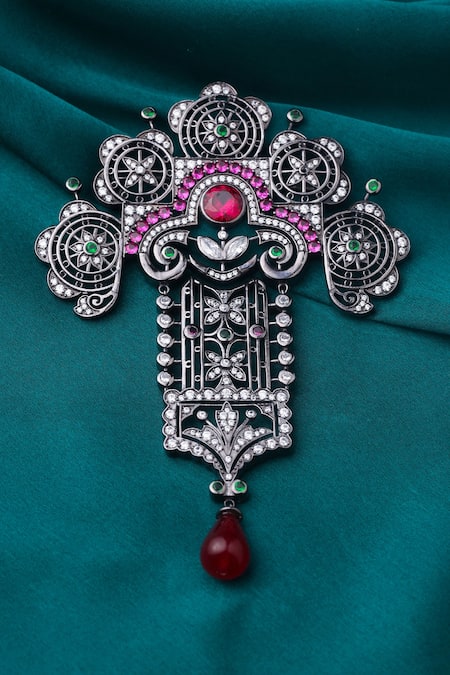 Cosa Nostraa Victorian Themed Brooch 