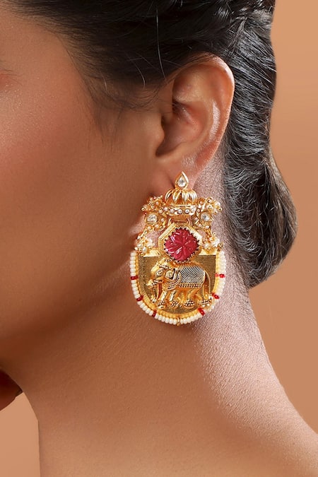 Pin by Parameshwari Valleru on jewellery | Gold earrings models, Gold  earrings wedding, Gold earrings designs