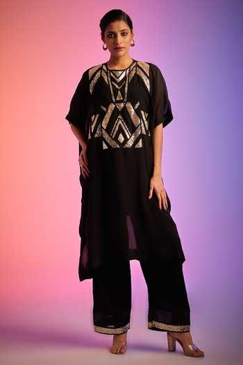 Gulabo By Abu Sandeep Geometric Sequin Work Applique Kaftan 