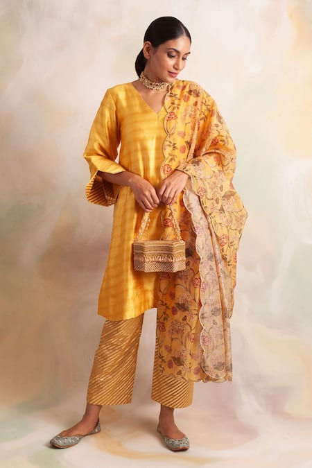 Palak & Mehak Stripe Pattern Kurta Set 