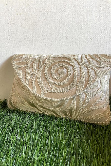 Kreivo By Vamanshi Damania Embellished Silk Envelope Bag 
