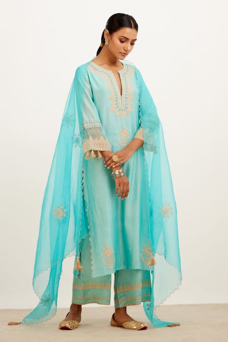 Devnaagri Chanderi Dori Embroidered Kurta Set 