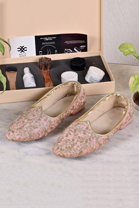 Soniya G Pink Dupion Silk Leaf Embroidered Juttis