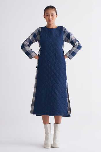 Buy Three Blue Melange Round Apron Overlay And Tunic Set at Aza Fashions Buy_Three_Blue Melange Round Apron Overlay And Tunic Set_at_Aza_Fashions