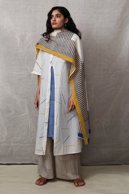 Banana Labs Blue Cotton Sprinkle Round Neck Geometric Stripe Print Kurta Set