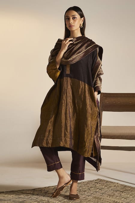 Shorshe Clothing Gold Chanderi, Handwoven Pure Silk Plain V Neck Kaftan Tunic And Pant Set Online at Aza Fashions Shorshe Clothing_Gold Chanderi, Handwoven Pure Silk Plain V Neck Kaftan Tunic And Pant Set _Online_at_Aza_Fashions