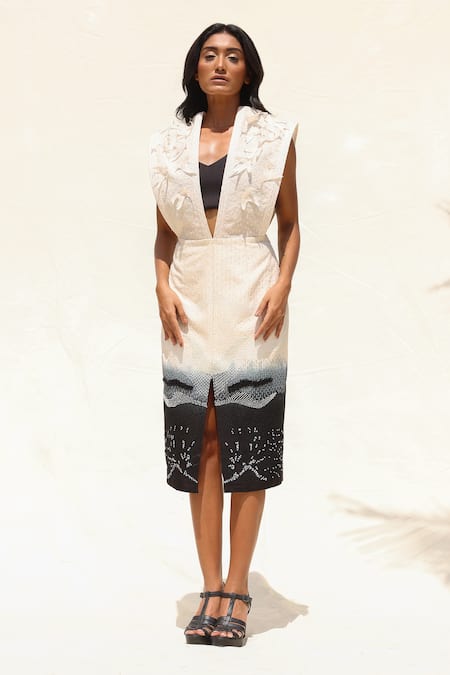 Richa Khemka Beige Bamboo, Organza, Taffeta Sequins, Beads V-neck Scenery Embroidered Dress 