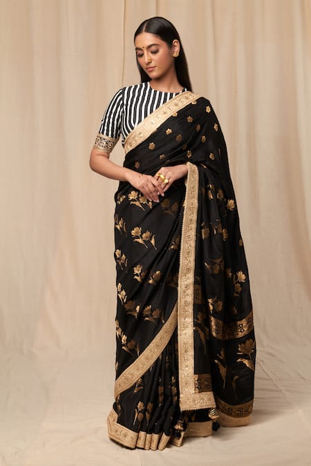 Amazon.com: Exotic India Formal-Garden Uppada Silk Saree With Zari Butta  And Rich Pallu Design : Clothing, Shoes & Jewelry