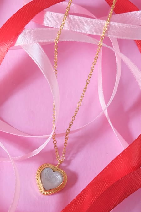 Anushka Jain Jewellery Gold Plated Heart Stone Embellished Pendant Necklace 