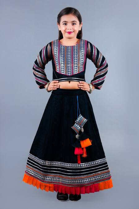 Shining Kanika_Black Velvet Embellished Linear Pleated And Border Lehenga Set_Online_at_Aza_Fashions