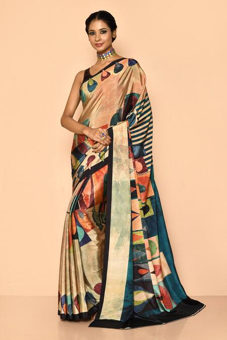 Naintara Bajaj Multi Color Geometric Digital Print Saree 