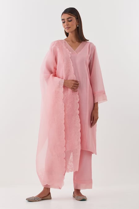 Amisha Kothari Pink Chanderi , Organza Embroidery Gulshan Kurta Set With Dupatta